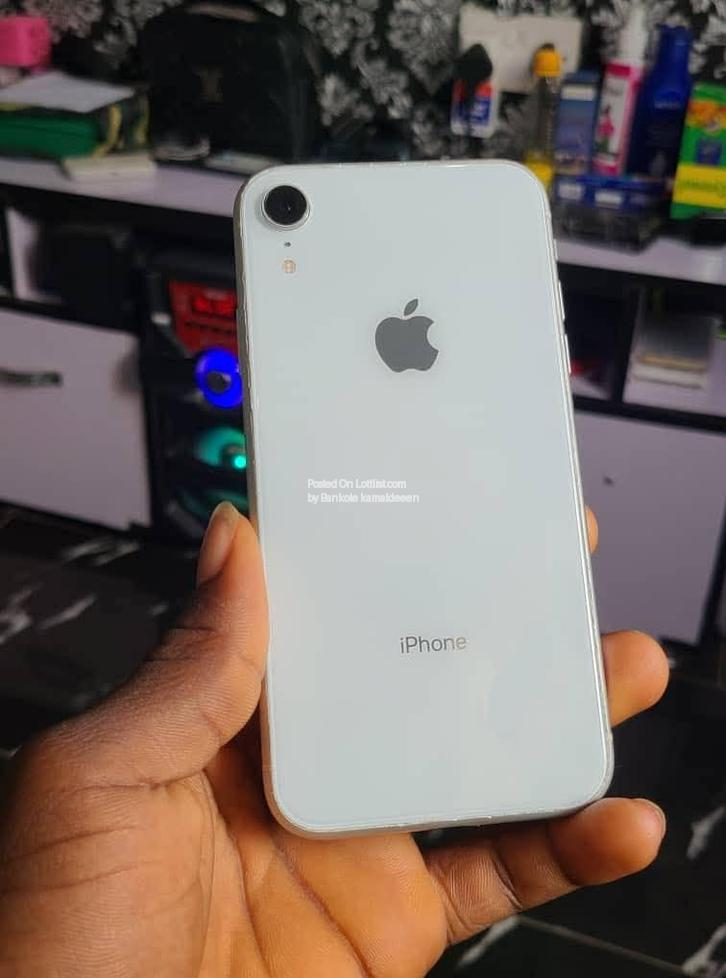 iPhone 11 pro 64gb