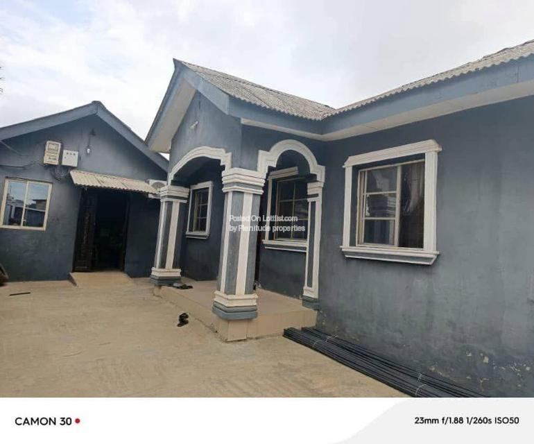 3 bedroom bungalow for sale