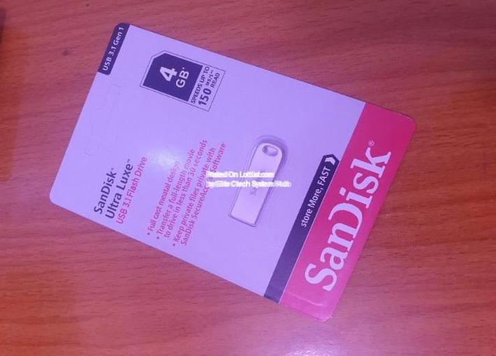 4 GB Original SanDisk Ultra Luxe USB 3.1 Flash Drive