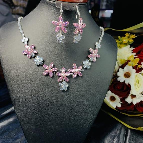 Glass stone fashion set